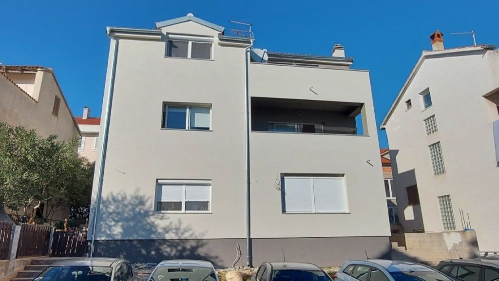 Obiteljska kuća 1