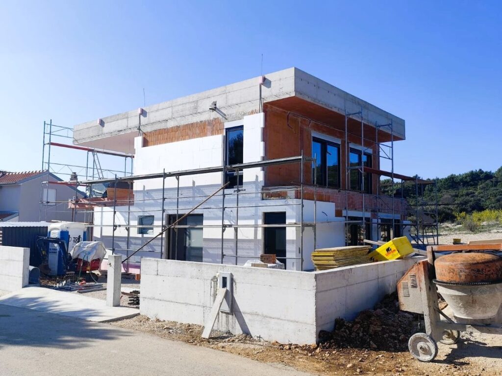 Stručni nadzor obiteljske kuće u Tisnom