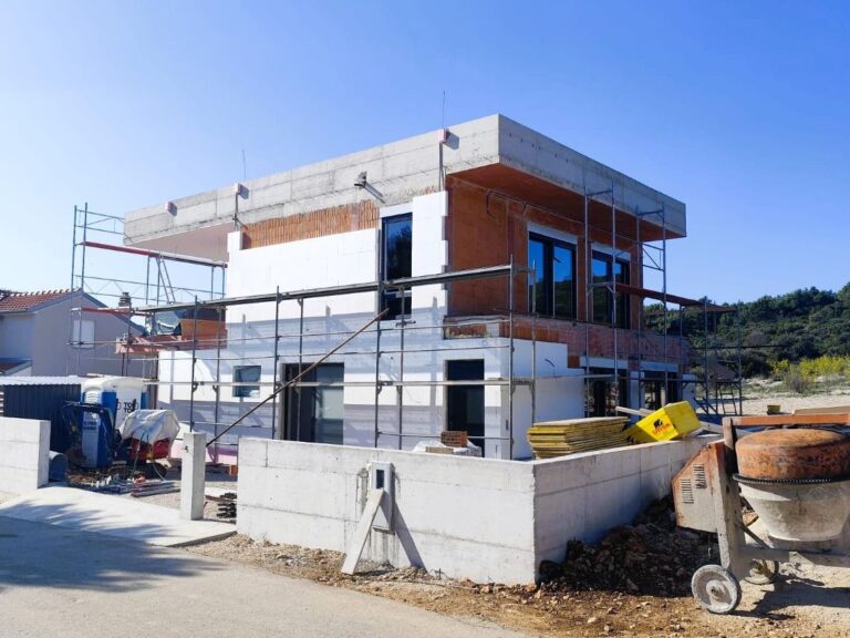 Stručni nadzor obiteljske kuće u Tisnom